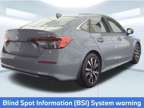 Used 2024 Honda Civic EX image 4
