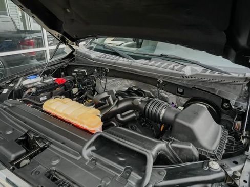 Used 2015 Ford F150 XLT w/ Equipment Group 302A Luxury image 29