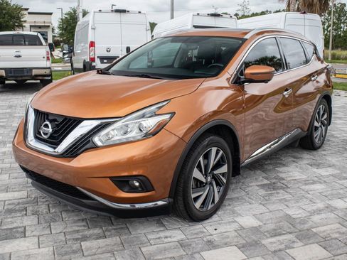 Used 2017 Nissan Murano Platinum w/ Platinum Technology Package FWD image 3
