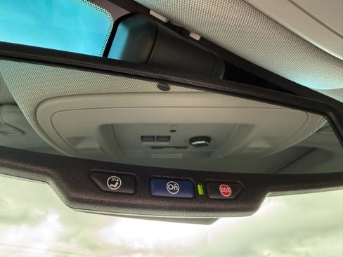 Used 2019 Chevrolet Tahoe LT image 39