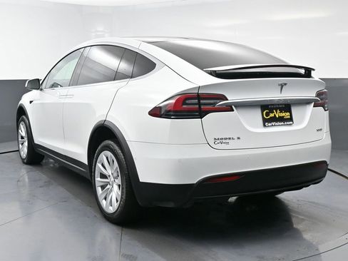 Used 2018 Tesla Model X 100D image 6