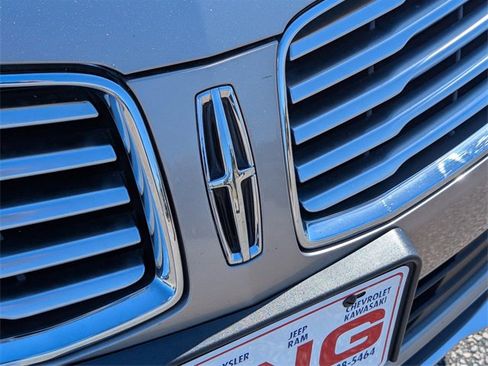 Used 2018 Lincoln MKC Reserve w/ Lincoln MKC Climate Package image 16