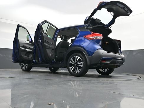Used 2020 Nissan Kicks SR w/ SR Premium Package FWD image 45