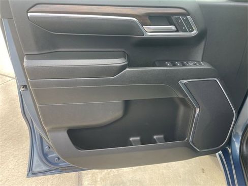 Used 2024 GMC Sierra 1500 SLT image 21