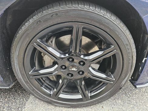 Used 2019 Ford Mustang GT w/ Black Accent Package RWD image 30