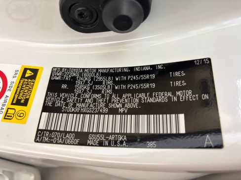 Used 2016 Toyota Highlander Limited Platinum image 28