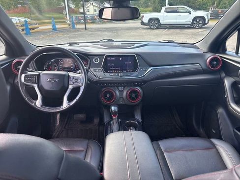 Used 2021 Chevrolet Blazer RS w/ Enhanced Convenience Package image 32
