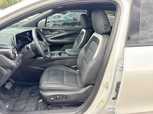 Used 2024 Chevrolet Blazer EV LT AWD/4WD image 20