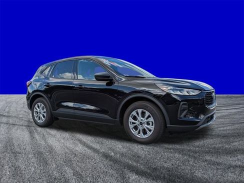 Certified 2026 Ford Escape Active FWD image 2