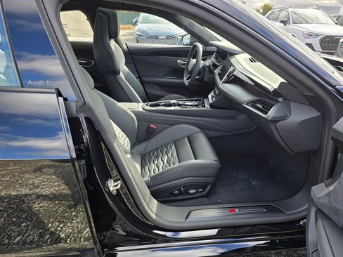 New 2026 Audi S e-tron GT Prestige image 11