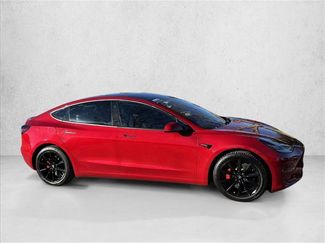 Used 2018 Tesla Model 3 Long Range video 4