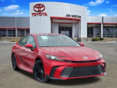 Used 2025 Toyota Camry SE w/ Multimedia Upgrade Package