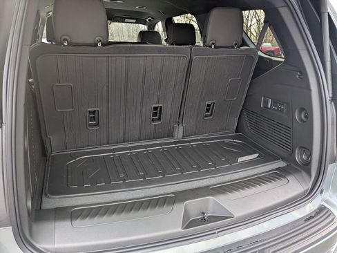 New 2026 GMC Yukon Elevation image 9