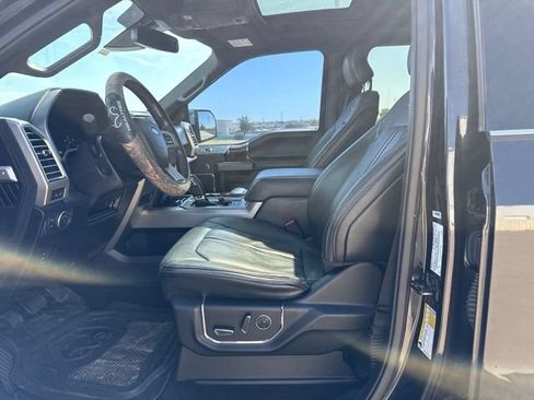 Used 2015 Ford F150 Platinum w/ Equipment Group 701A Luxury AWD/4WD image 10