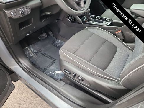 Used 2021 Chevrolet TrailBlazer LT image 19