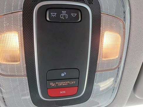Used 2025 Hyundai Kona SEL AWD/4WD image 37