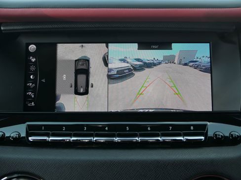 Used 2022 Rolls-Royce Cullinan image 29