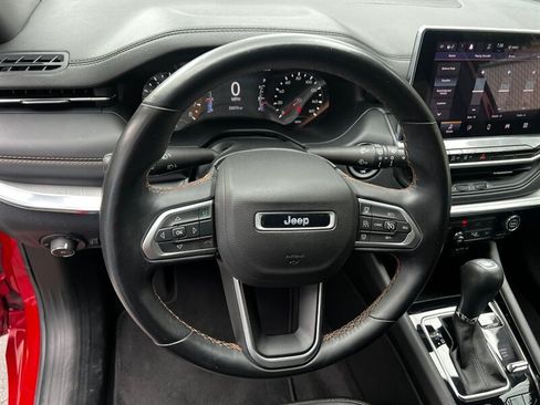 Used 2022 Jeep Compass Limited AWD/4WD image 29