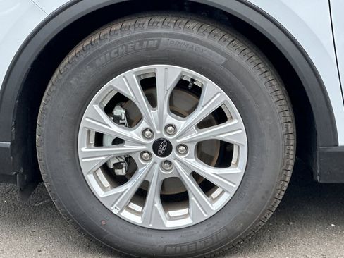 Used 2025 Ford Escape Active image 28