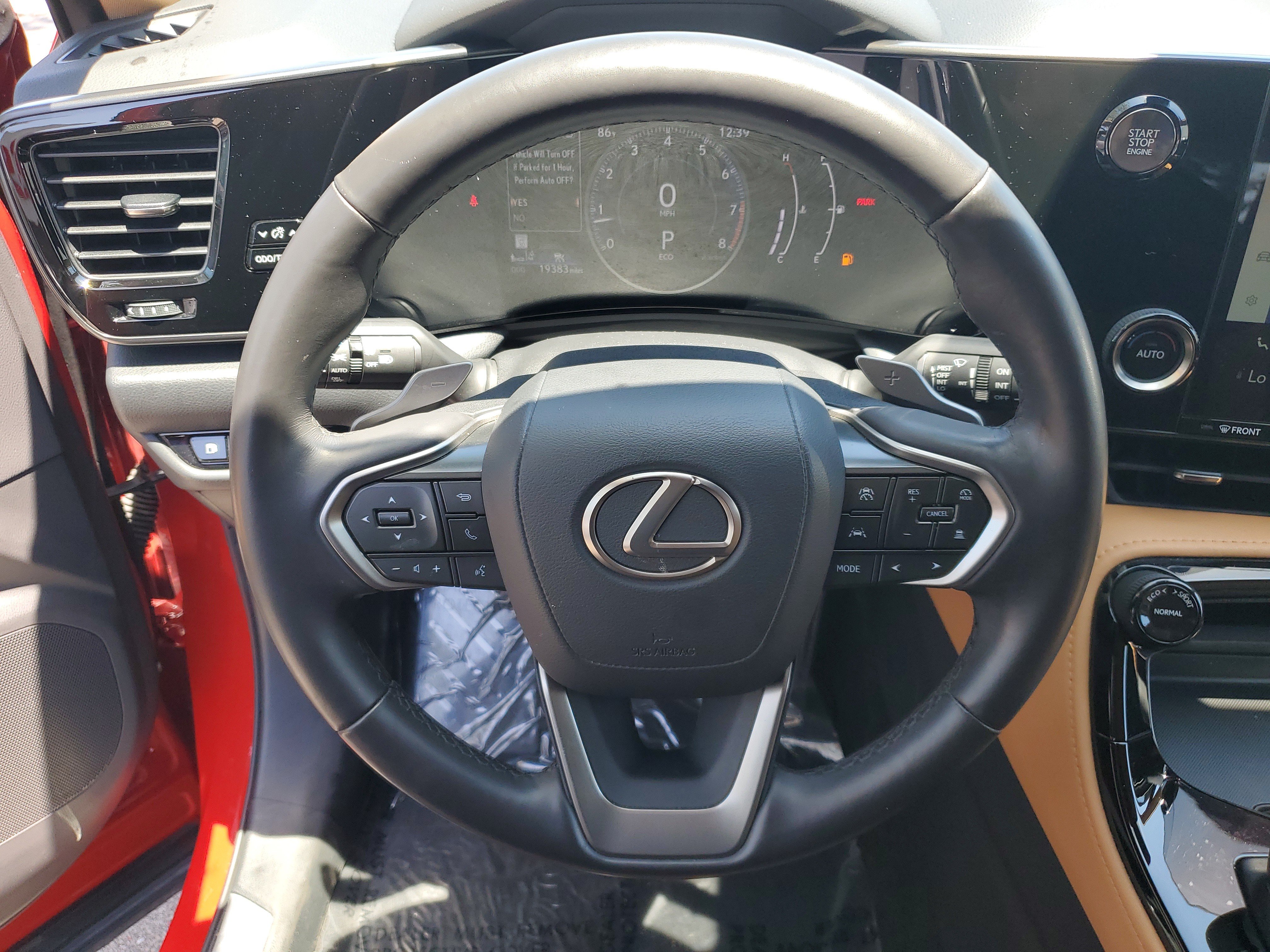 Used 2024 Lexus NX 250 FWD w/ Towing Package (2000 Lbs) image 17