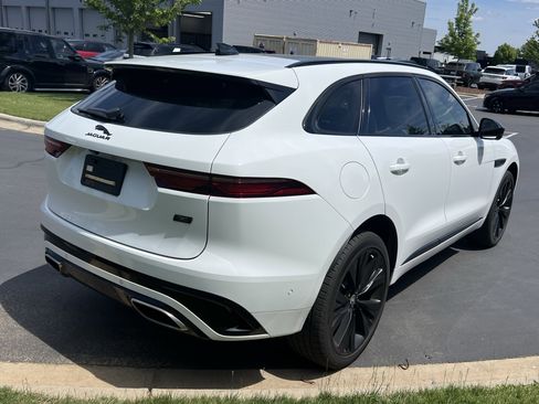 Certified 2026 Jaguar F-PACE R-Dynamic S AWD/4WD image 6
