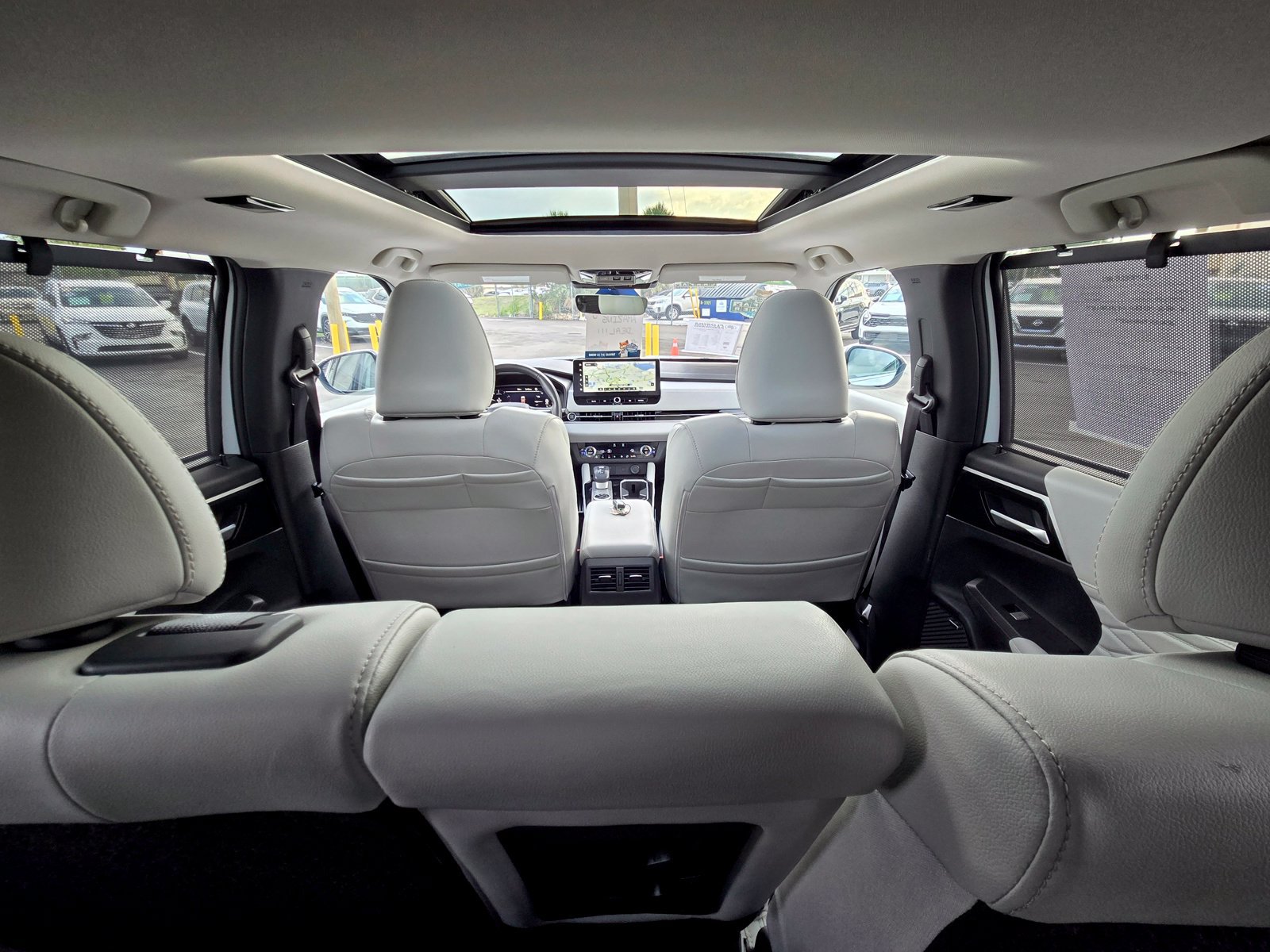 Used 2025 Mitsubishi Outlander SEL FWD image 43