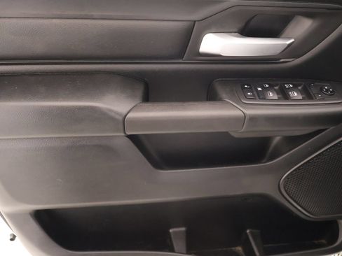 Used 2019 RAM 1500 Tradesman AWD/4WD image 14