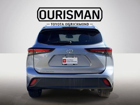Certified 2024 Toyota Highlander XLE image 22