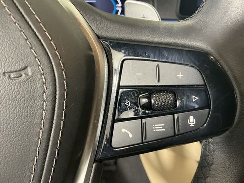 Certified 2023 BMW 530e xDrive w/ Premium Package image 19