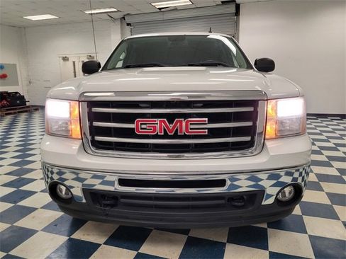 Used 2013 GMC Sierra 1500 SLE w/ Power Tech Package image 2