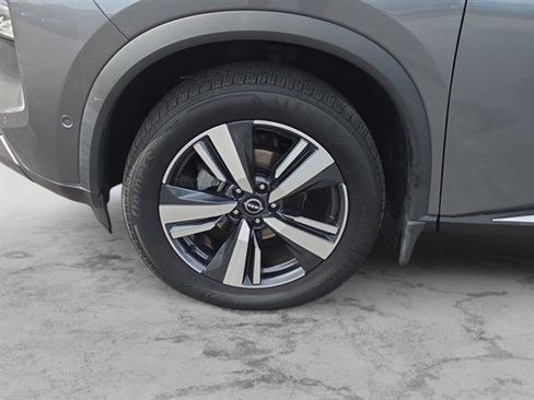 Certified 2023 Nissan Rogue SL w/ SL Premium Package image 2