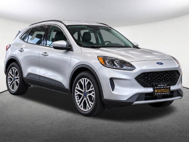 Used 2021 Ford Escape SEL w/ Technology Package AWD/4WD image 2