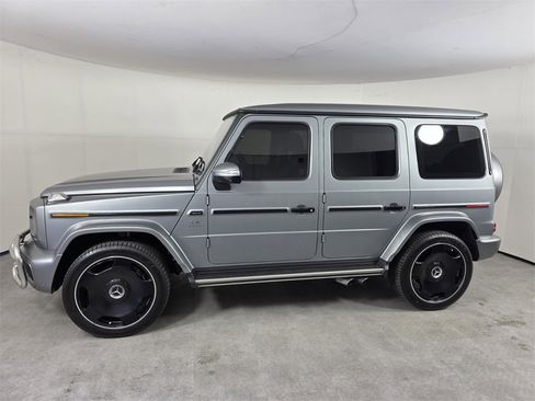 Used 2025 Mercedes-Benz G 63 AMG 4MATIC image 7