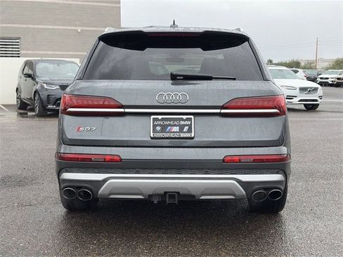 Used 2021 Audi SQ7 Premium Plus w/ Executive Package image 7