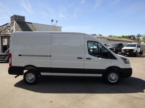 New 2026 Ford Transit 250 148 Medium Roof RWD image 2