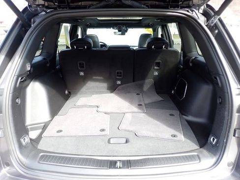 Certified 2025 Jeep Grand Cherokee Limited w/ Trailer Tow Package image 6