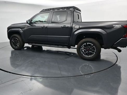 Used 2024 Toyota Tacoma TRD Sport w/ TRD Sport Upgrade Package AWD/4WD image 6