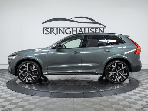 New 2026 Volvo XC60 T8 Ultra image 8