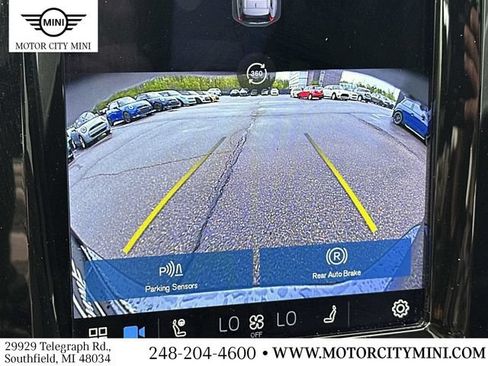 Used 2023 Volvo XC60 B6 Ultimate w/ Climate Package AWD/4WD image 32
