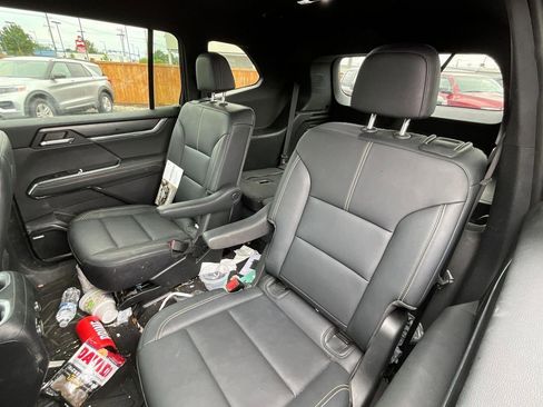 Used 2024 GMC Acadia Elevation FWD image 20