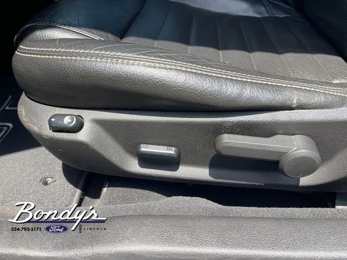 Used 2010 Ford Mustang GT RWD image 9