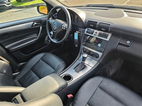 Used 2006 Mercedes-Benz C 230 Sedan image 33