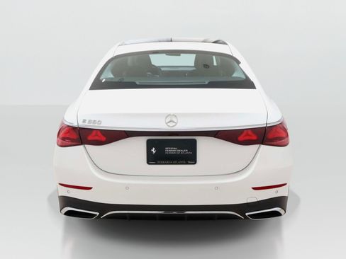 Used 2025 Mercedes-Benz E 350 Sedan w/ Winter Package image 4