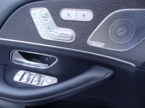 Used 2020 Mercedes-Benz GLE 350 4MATIC image 8