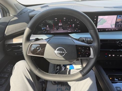 Certified 2025 Nissan Murano SL AWD/4WD image 10