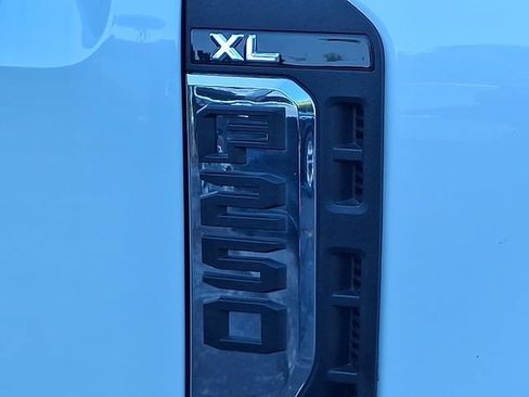 Used 2026 Ford F250 XL AWD/4WD image 7