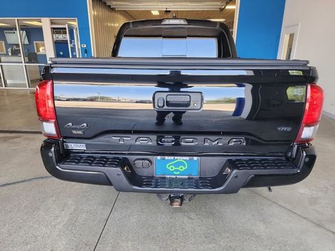 Used 2023 Toyota Tacoma 4x4 Double Cab w/ Trail Edition image 3