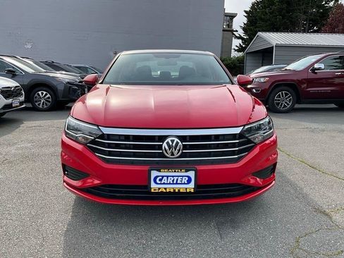 Used 2019 Volkswagen Jetta SE FWD image 3