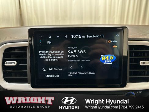 Certified 2023 Hyundai Venue Limited w/ Cargo Package image 26