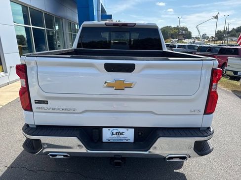 Used 2022 Chevrolet Silverado 1500 LTZ w/ LTZ Premium Package image 5